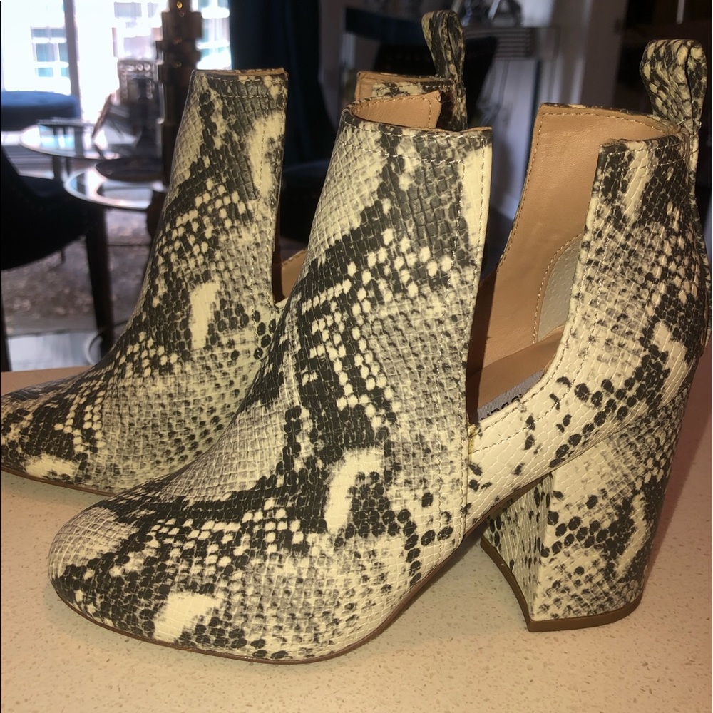 Steve Madden Nayna Snake Ankle Bootie